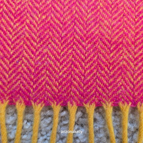 NWT Lambswool Baby Wrap/Scarf/Lap Blanket Herringbone Colorful AVOCA Ireland - Picture 7 of 10